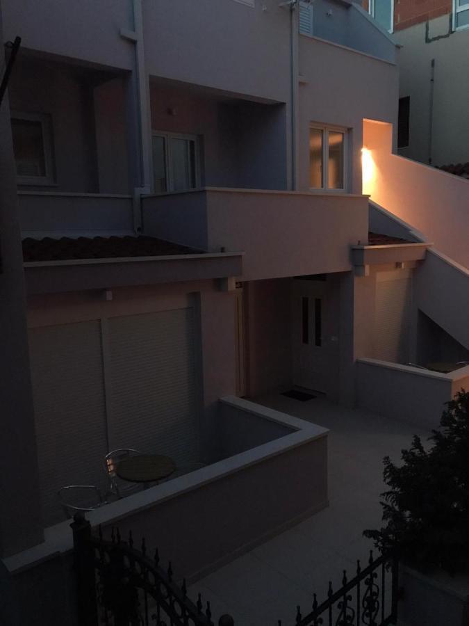Appartamento Niko Baška Voda Esterno foto