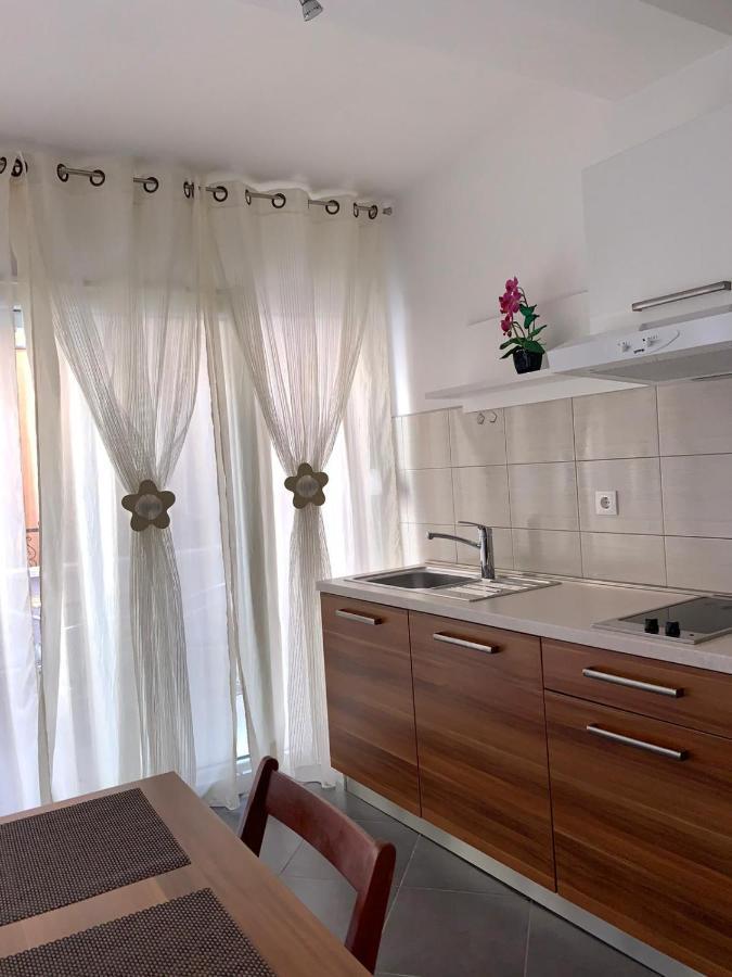 Appartamento Niko Baška Voda Esterno foto