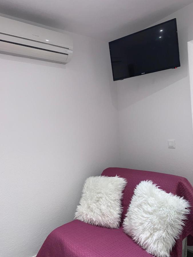Appartamento Niko Baška Voda Esterno foto