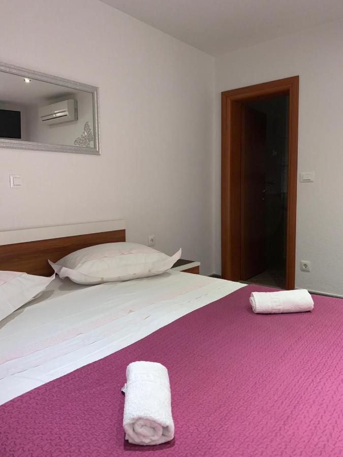 Appartamento Niko Baška Voda Esterno foto